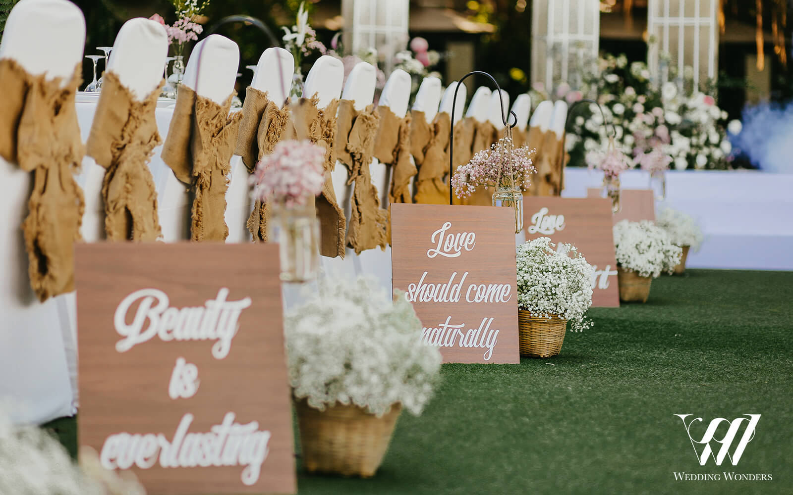 Cưới rustic - Vì sao nhiều cặp đôi trẻ yêu thích?