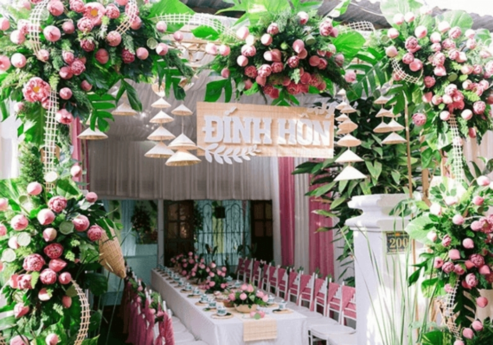 Cổng cưới hoa sen - Mẫu hoa sen trắng thanh lịch