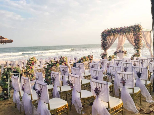 Đám cưới ngoài biển - Boho biển phóng khoáng nhưng tinh tế hơn
