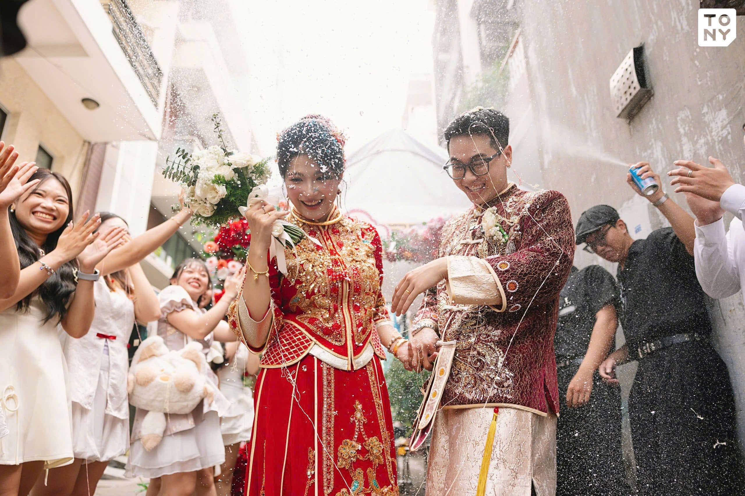 Chọn ngày cưới - Tổ chức tại nhà, nhà hàng hay ngoài trời?